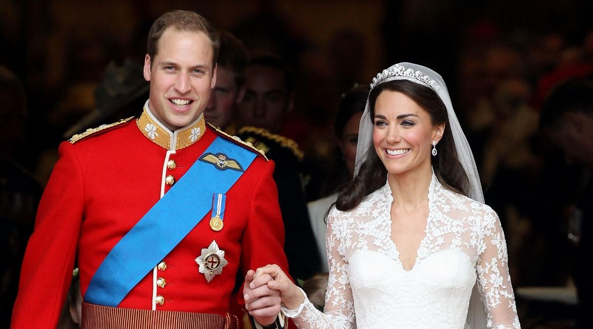 Will Love Between Kate Middleton & Prince William Last? Let’s Ask Their Handwriting